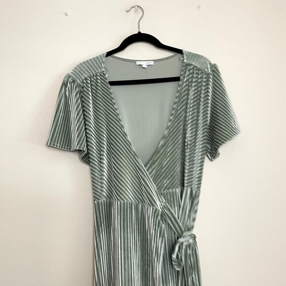 Baltic Born Sage Green Midi Dress - Picture 4 of 8